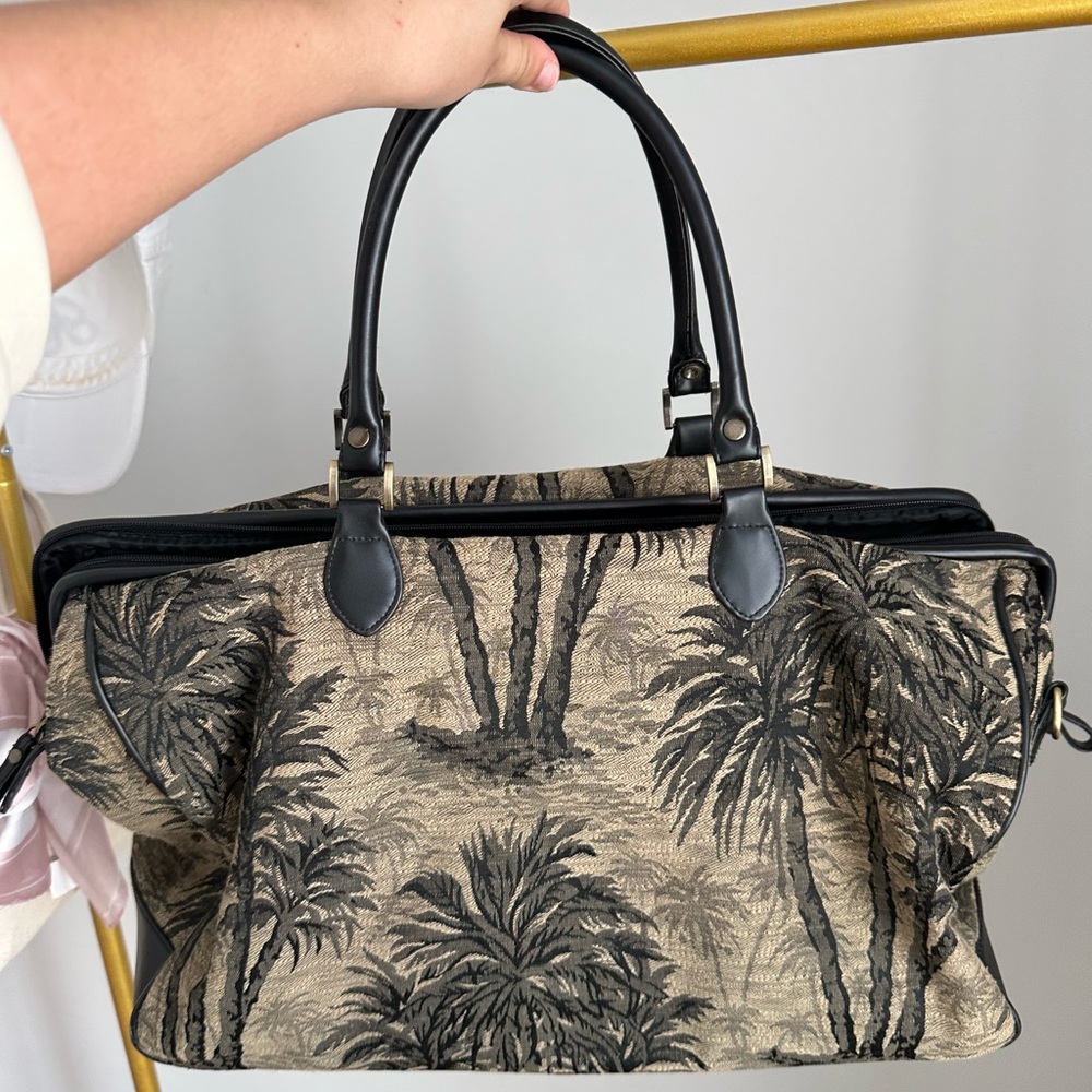 Bueno Palm Trees Tapestry Overnight Bag Weekender Duffel Carry On 20 x 13 x 10